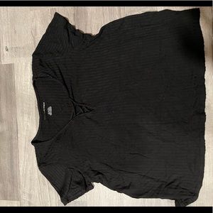 American Eagle Top with cross v-line